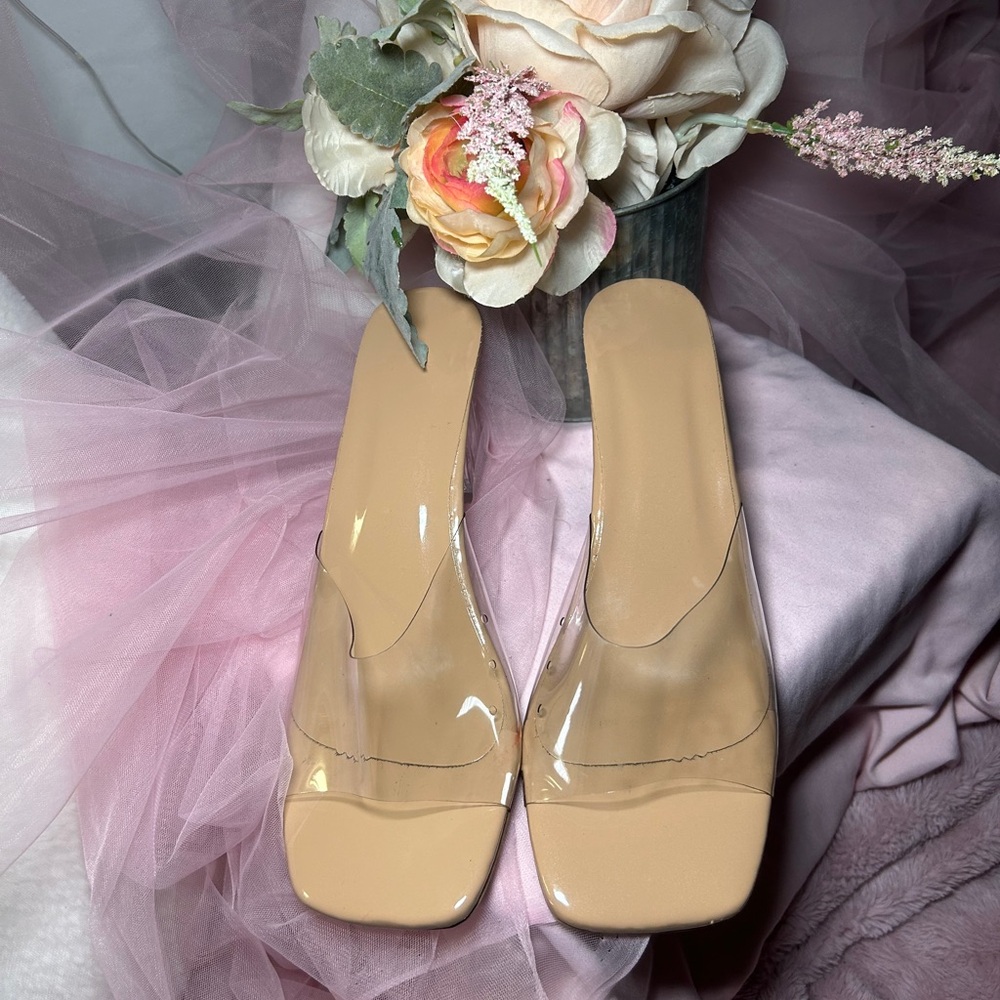 Chic Beige Women's Mules